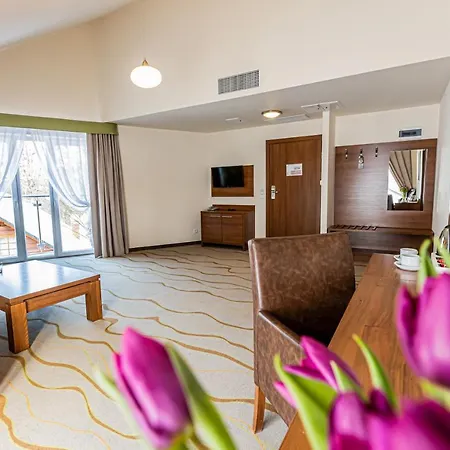 Olivia Medical Hotel