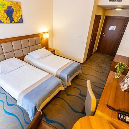 Hotel Olivia Medical Skomielna Czarna