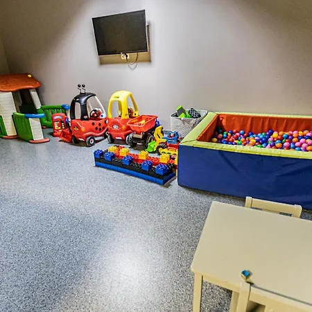 Otel Olivia Medical Skomielna Czarna