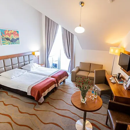 Olivia Medical Skomielna Czarna